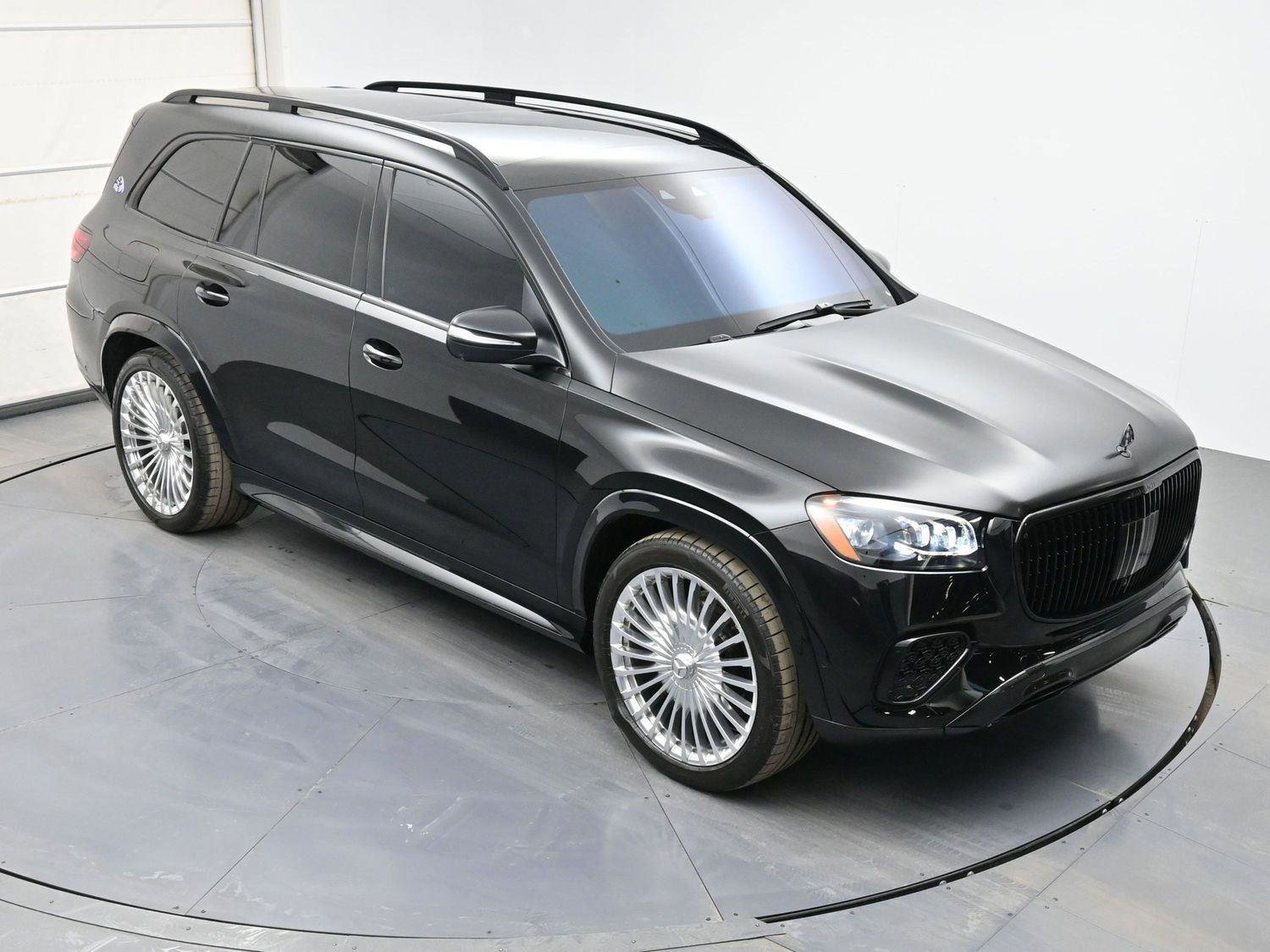 Used 2024 Mercedes-Benz Maybach GLS 600 4MATIC image 42