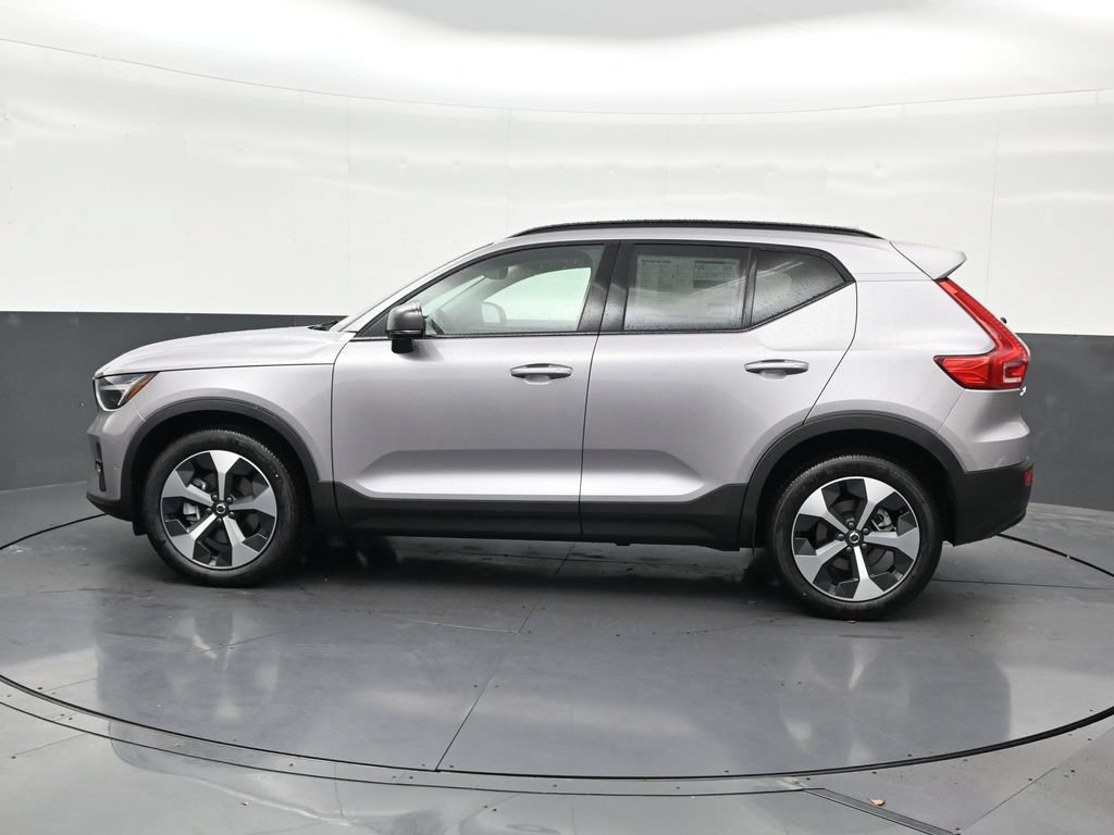 New 2026 Volvo XC40 B5 Plus w/ Protection Package Premier AWD/4WD image 2