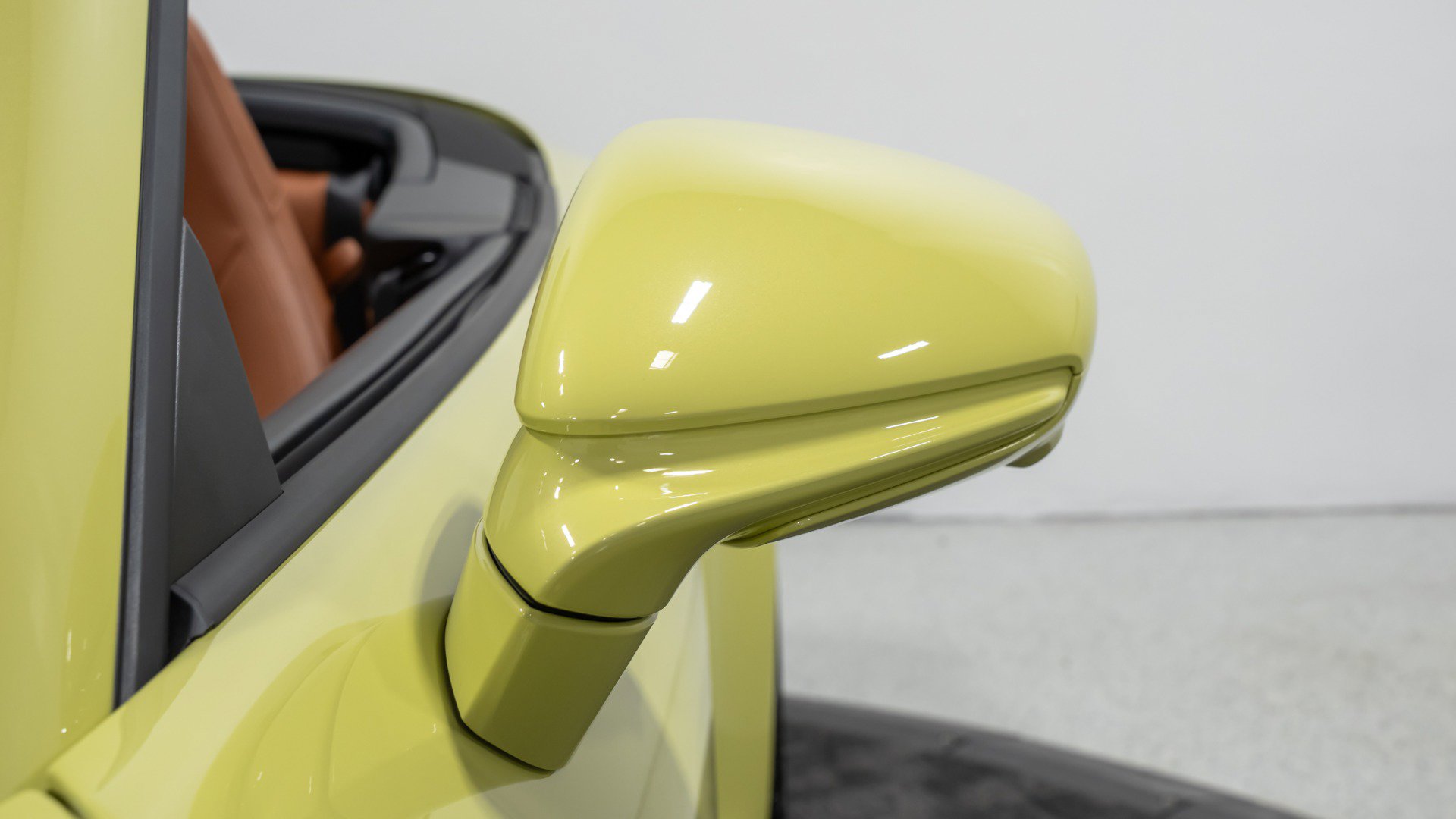 Used 2025 Porsche 911 Carrera image 30