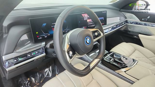 Used 2024 BMW i7 xDrive60 image 20