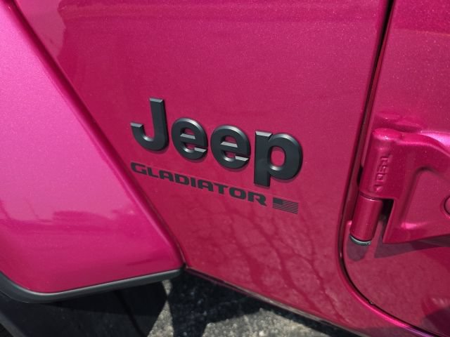 Used 2024 Jeep Gladiator Sport AWD/4WD image 45