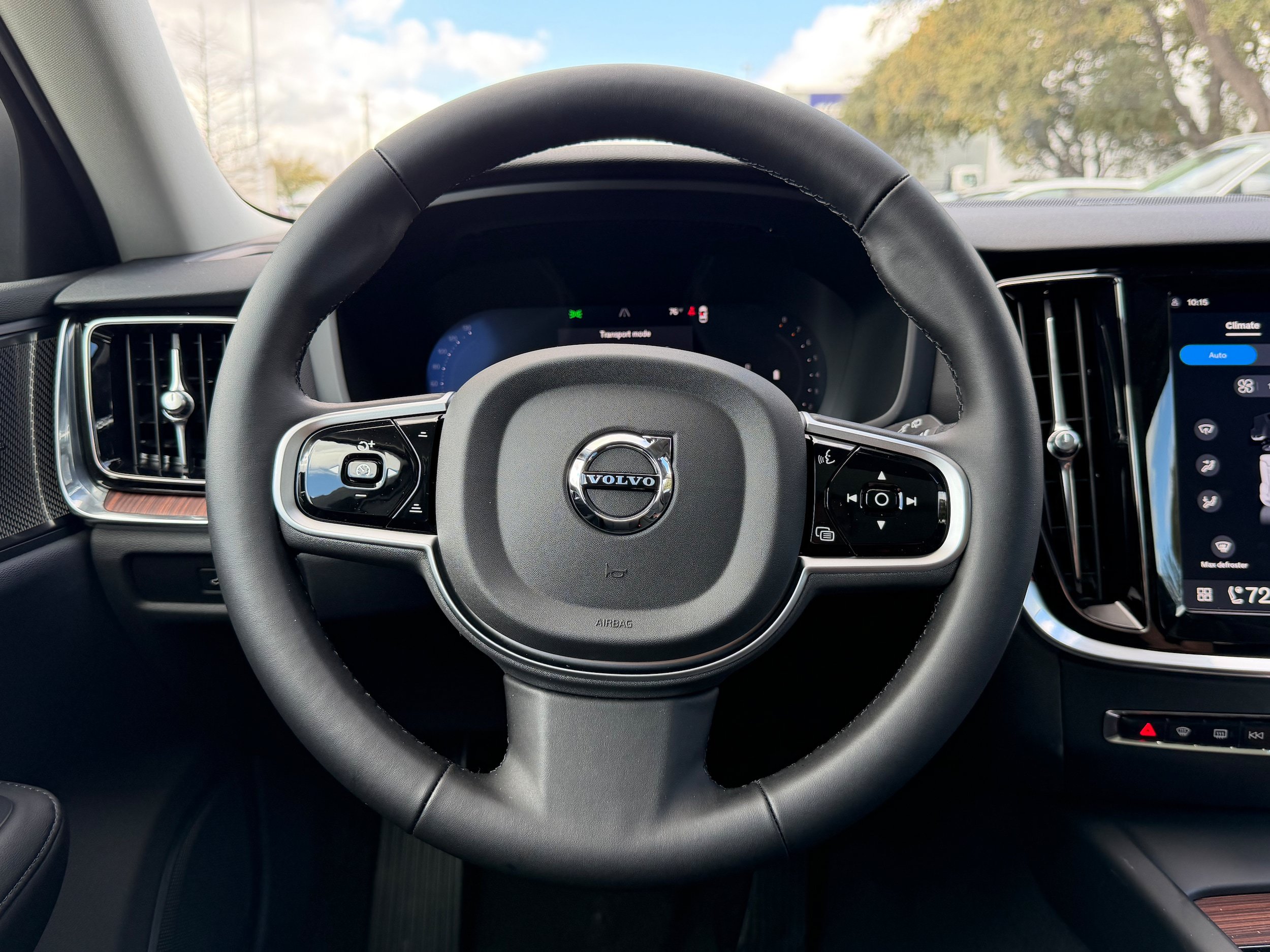 New 2026 Volvo V60 B5 Cross Country Plus w/ Climate Package AWD/4WD image 14