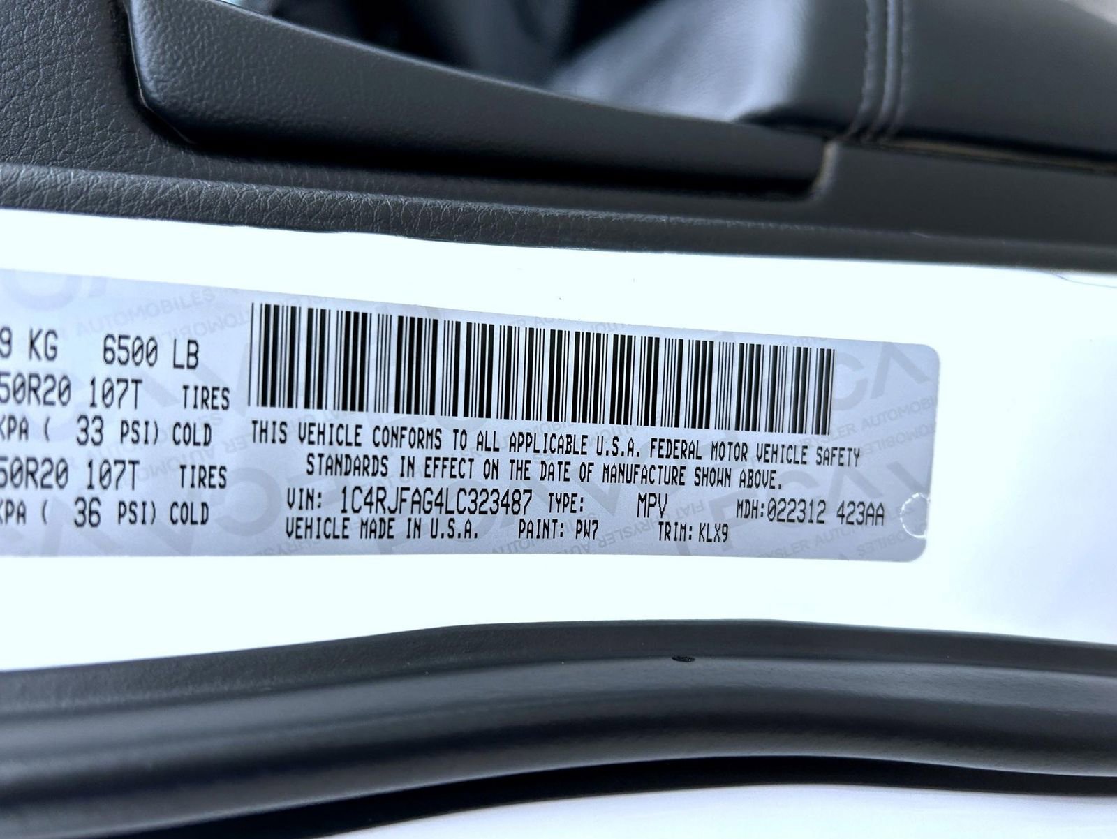 Used 2020 Jeep Grand Cherokee Altitude image 25