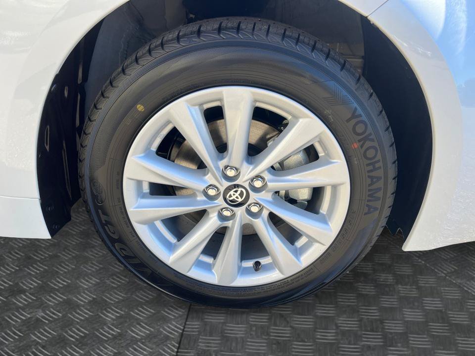New 2027 Toyota Corolla SE w/ SE Premium Package FWD image 22