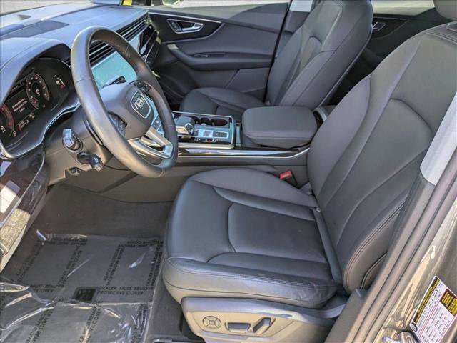 Used 2023 Audi Q7 3.0T Premium w/ Convenience Package image 16