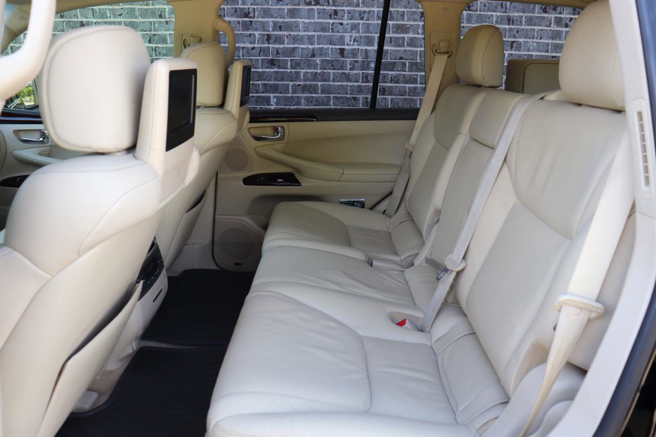 Used 2014 Lexus LX 570 4WD image 52