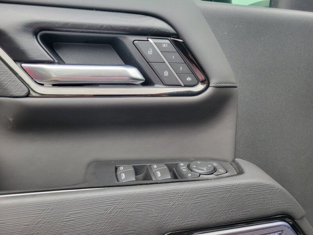 Used 2026 GMC Sierra 2500 AT4X w/ AT4X AEV Edition AWD/4WD image 17
