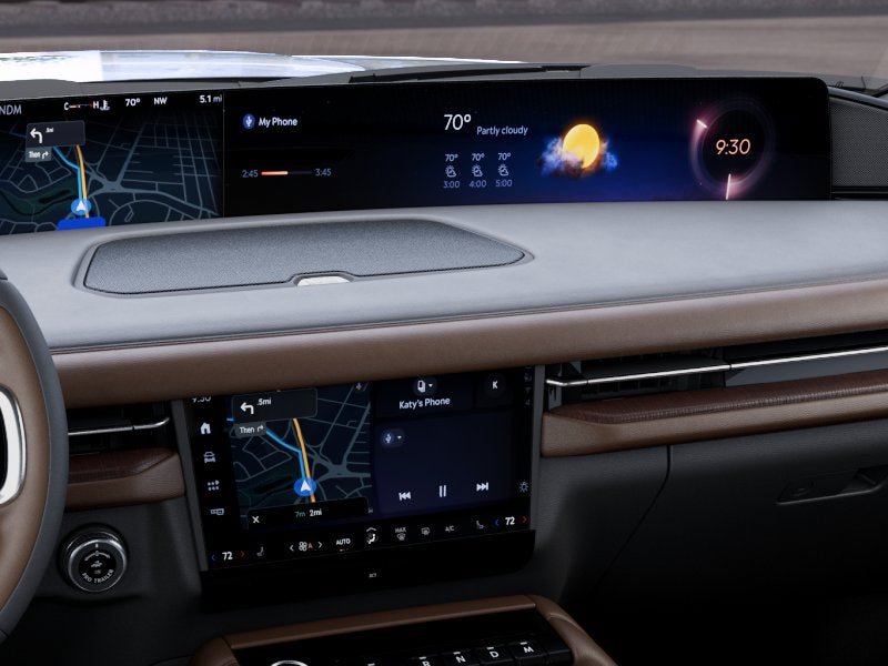 New 2027 Lincoln Navigator Reserve AWD/4WD image 14