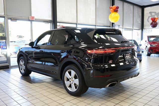 Used 2020 Porsche Cayenne image 5