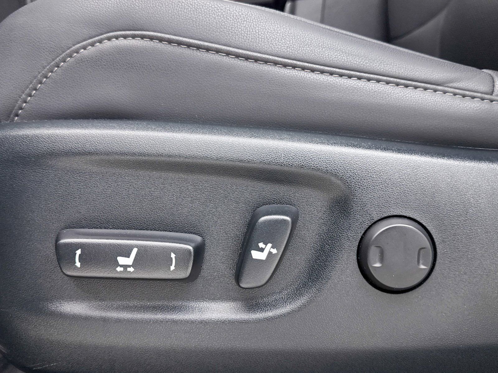 Used 2023 Lexus GX 460 Premium w/ Premium Package image 24