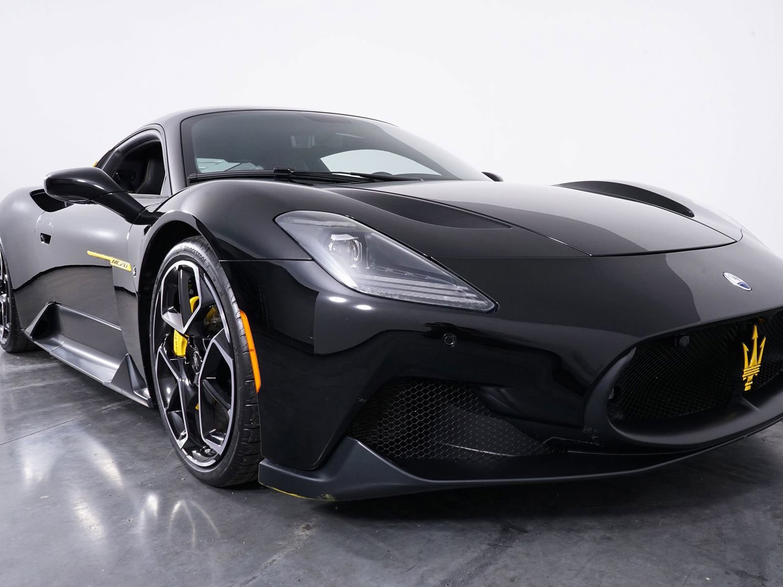 Used 2022 Maserati MC20 Coupe image 17