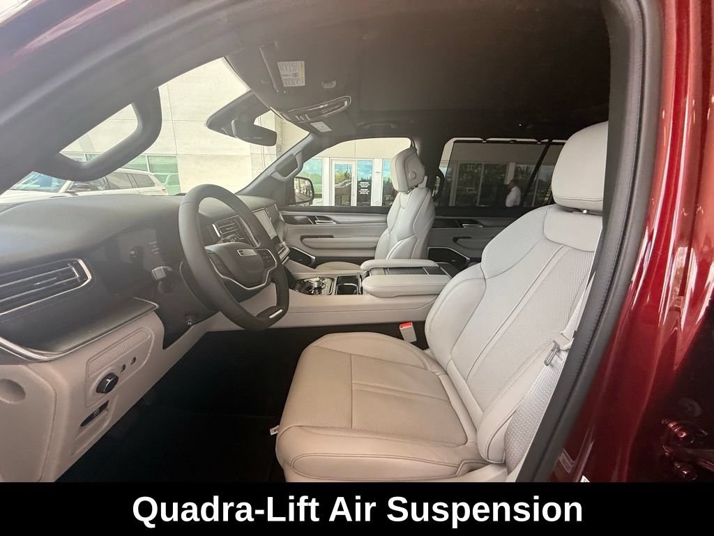 New 2026 Jeep Grand Wagoneer L Limited AWD/4WD image 9