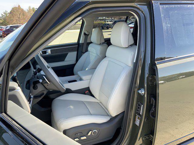 New 2026 Hyundai Santa Fe Calligraphy image 9