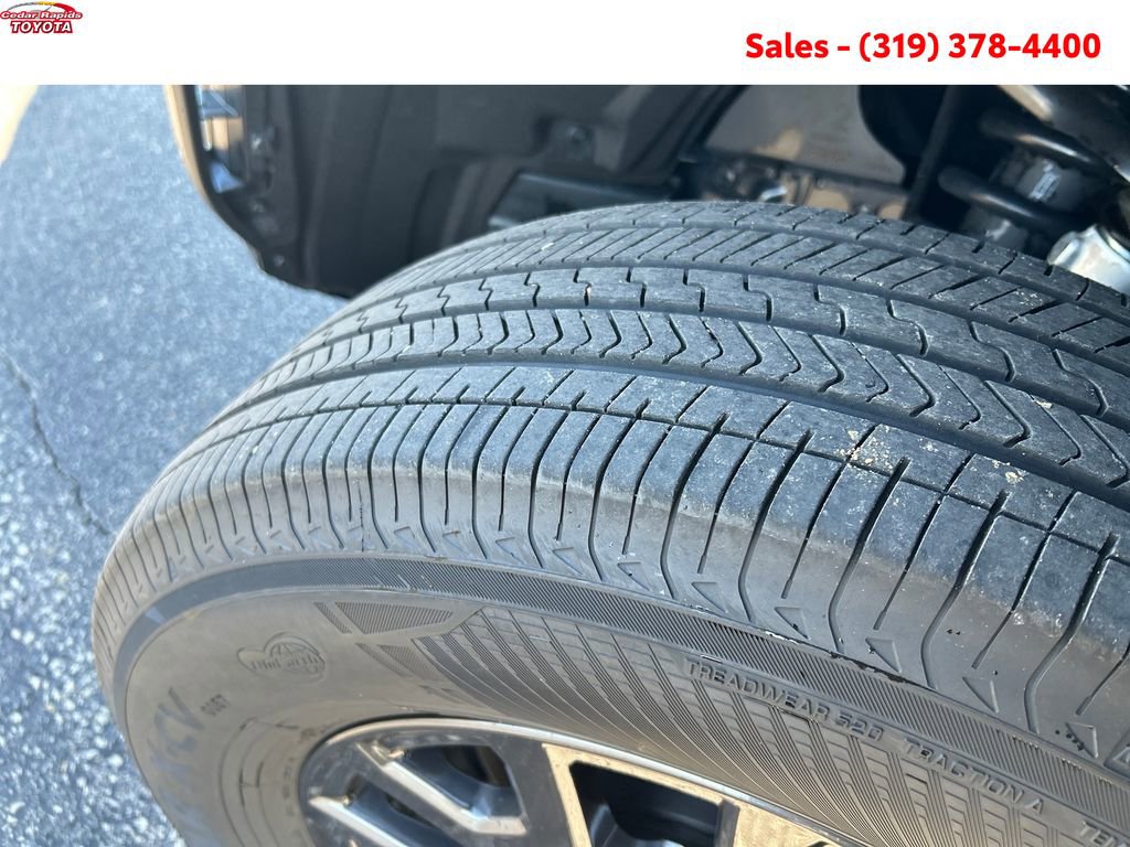 Certified 2025 Toyota 4Runner SR5 image 28