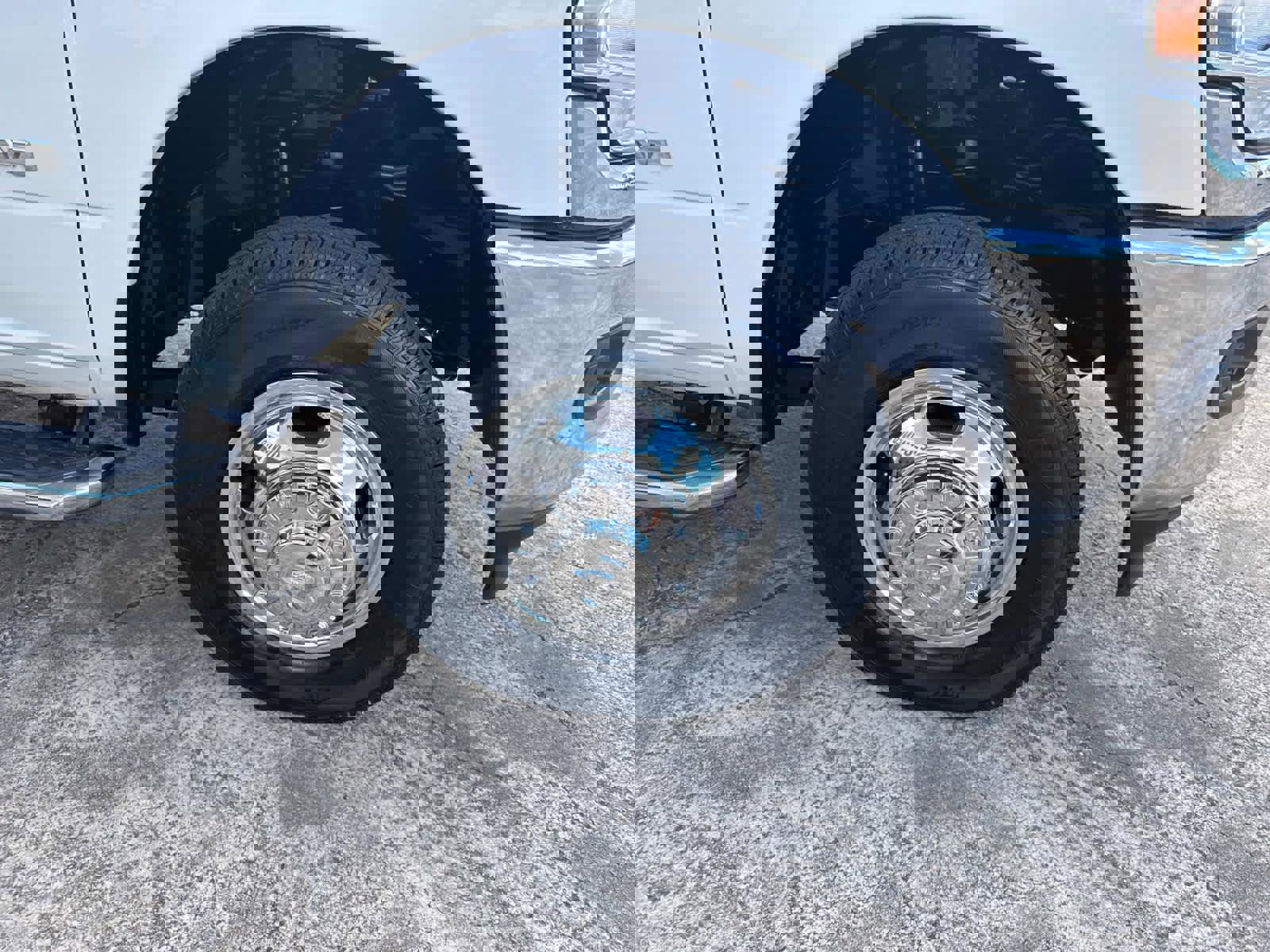 Used 2024 RAM 3500 Big Horn image 3