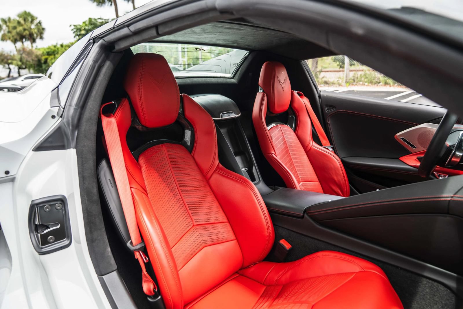Used 2023 Chevrolet Corvette Stingray Premium Conv w/ Z51 Performance Package RWD image 24