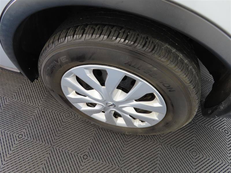 Used 2023 Nissan Murano SV FWD image 7