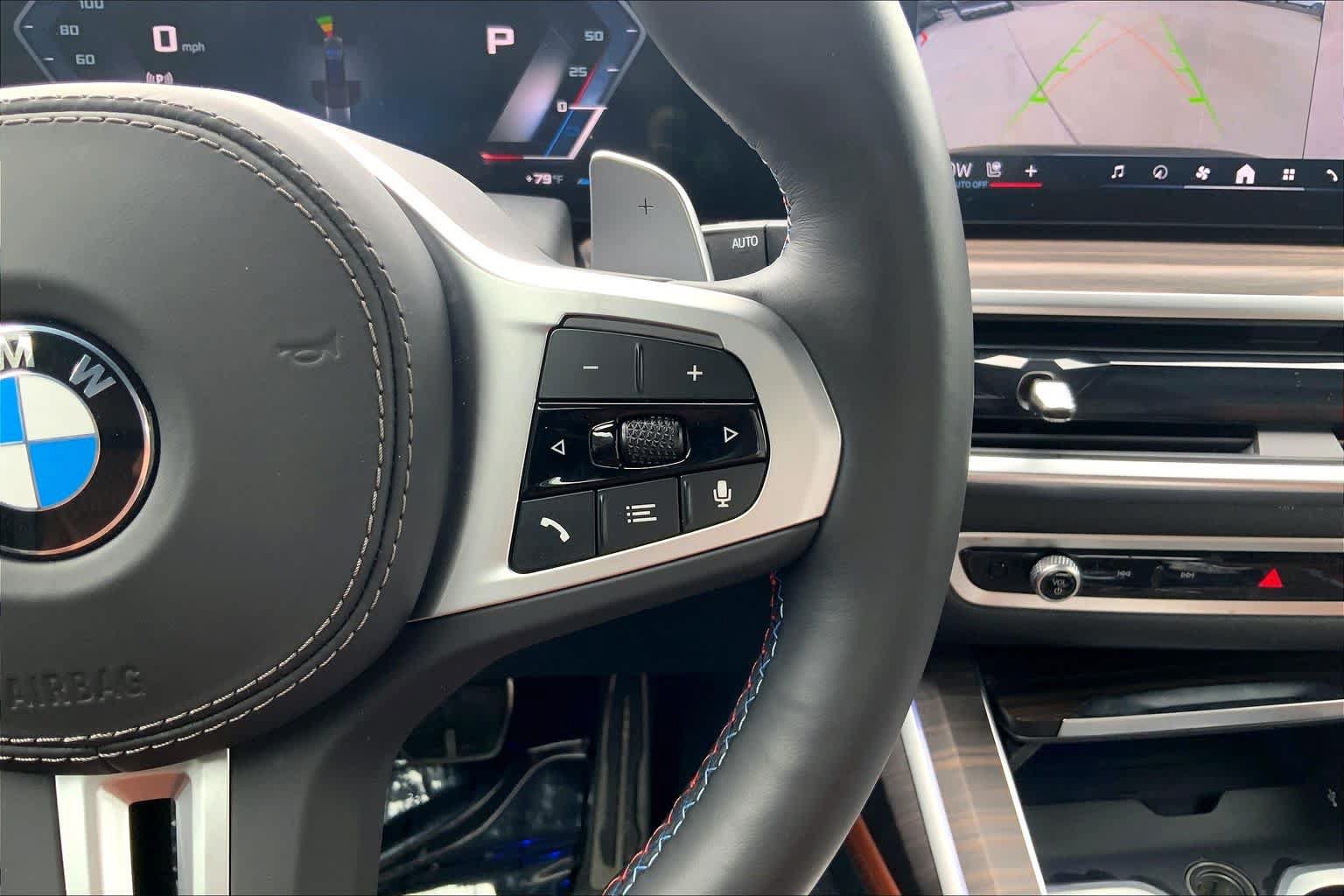 Used 2025 BMW X7 M60i AWD/4WD image 39