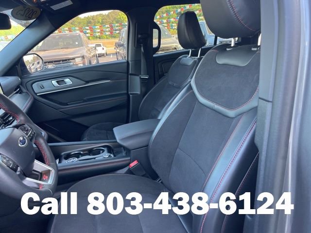 Used 2025 Ford Explorer ST AWD/4WD image 8