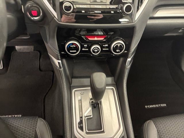 Used 2024 Subaru Forester Premium image 21
