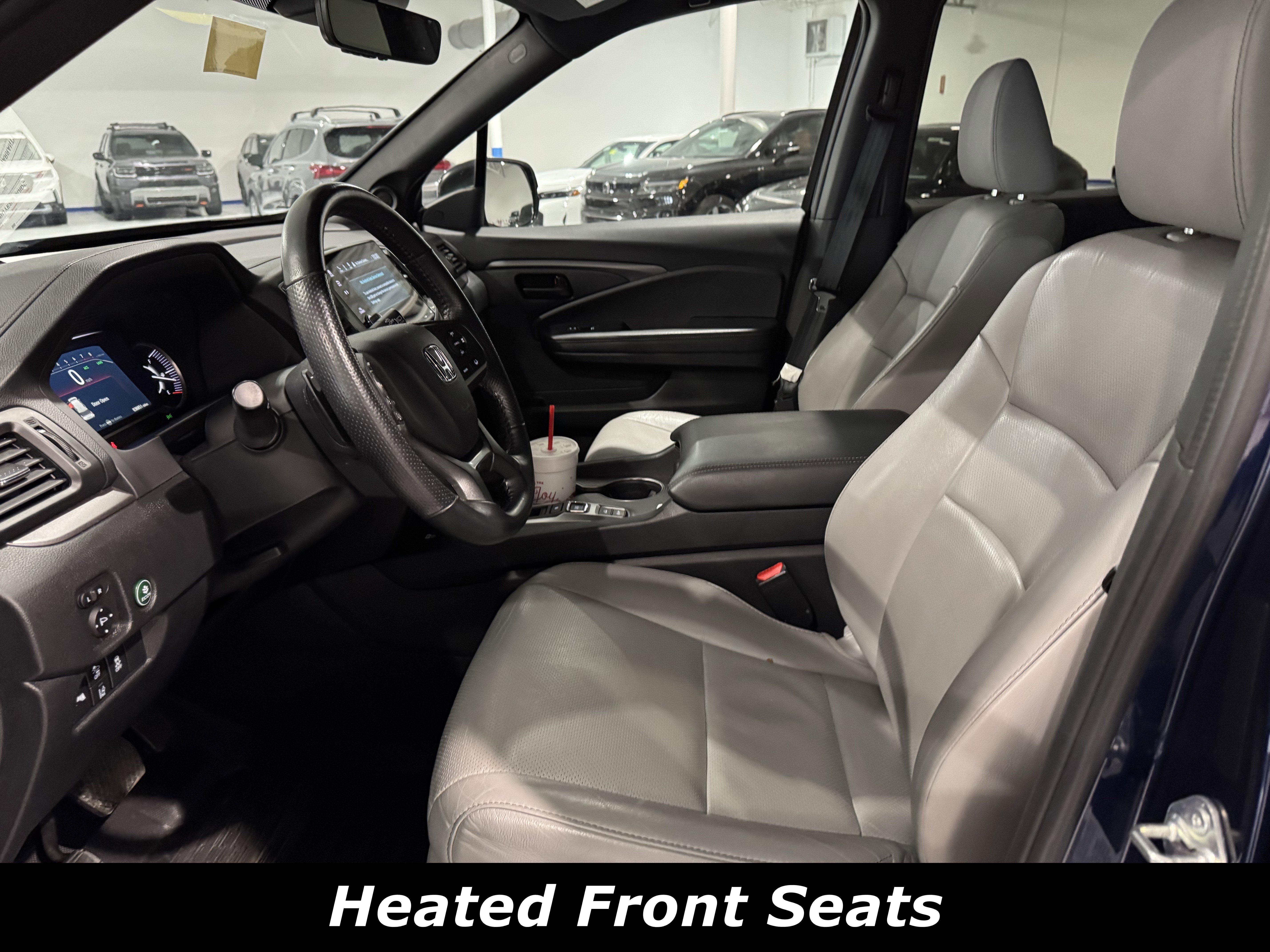 Used 2024 Honda Passport EX-L image 3