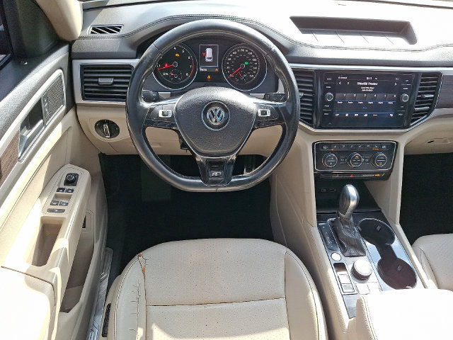 Used 2018 Volkswagen Atlas SEL w/ R-Line Package AWD/4WD image 11