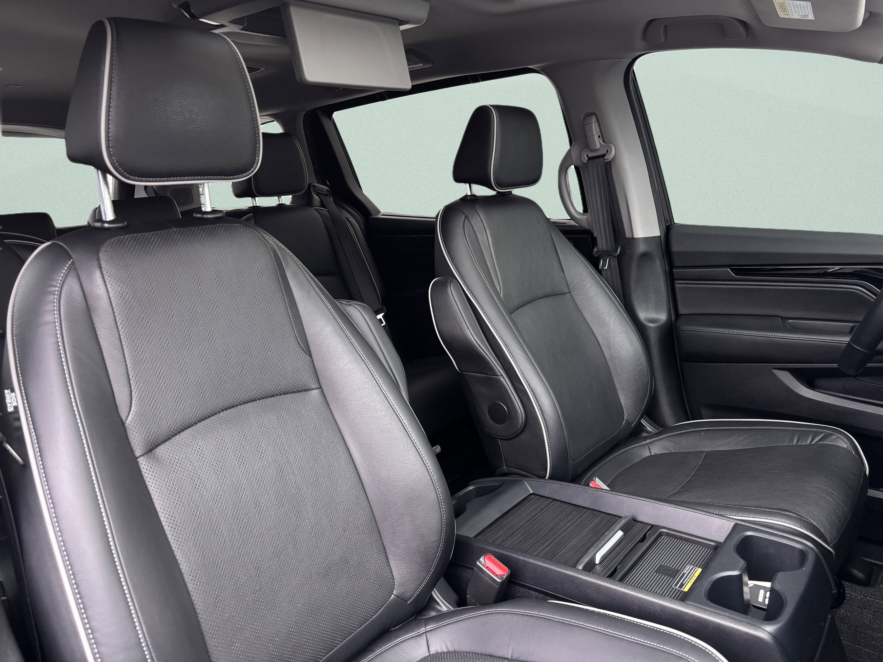 Certified 2024 Honda Odyssey Elite image 42