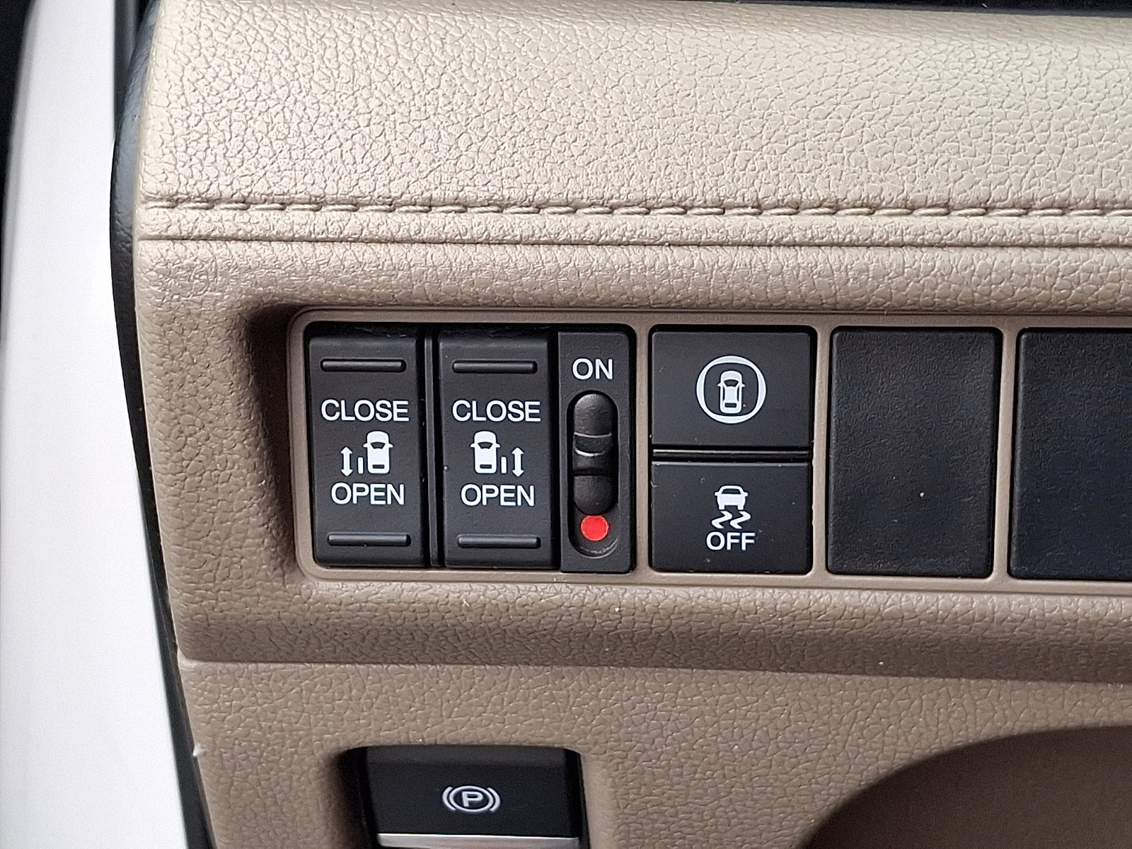 Used 2024 Honda Odyssey EX image 26