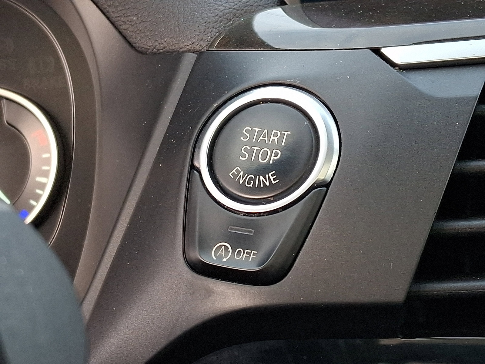 Used 2019 BMW X3 xDrive30i w/ Premium Package image 25