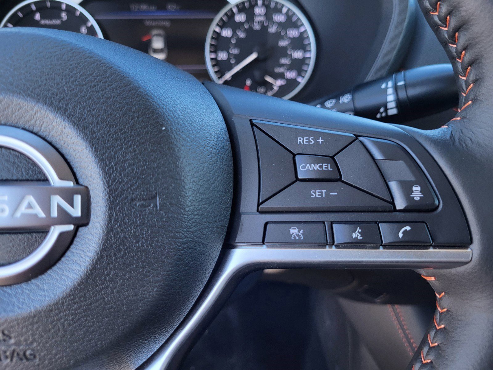 New 2025 Nissan Sentra SR w/ SR Premium Package image 17