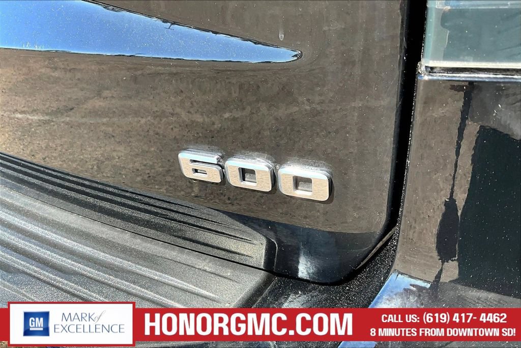 Used 2022 Cadillac Escalade ESV Sport w/ Touring Package AWD/4WD image 24