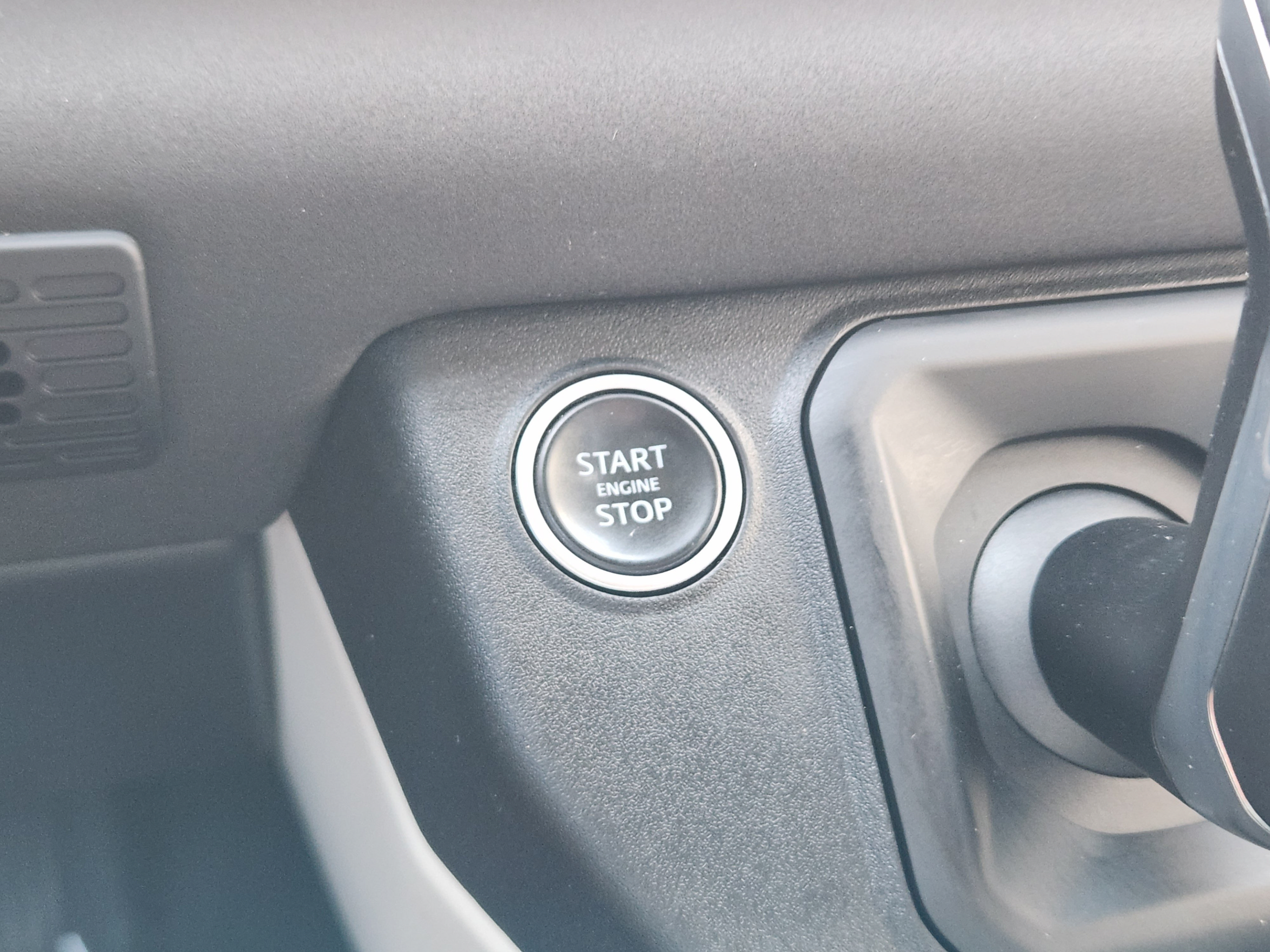 Certified 2022 Land Rover Defender 110 SE AWD/4WD image 16