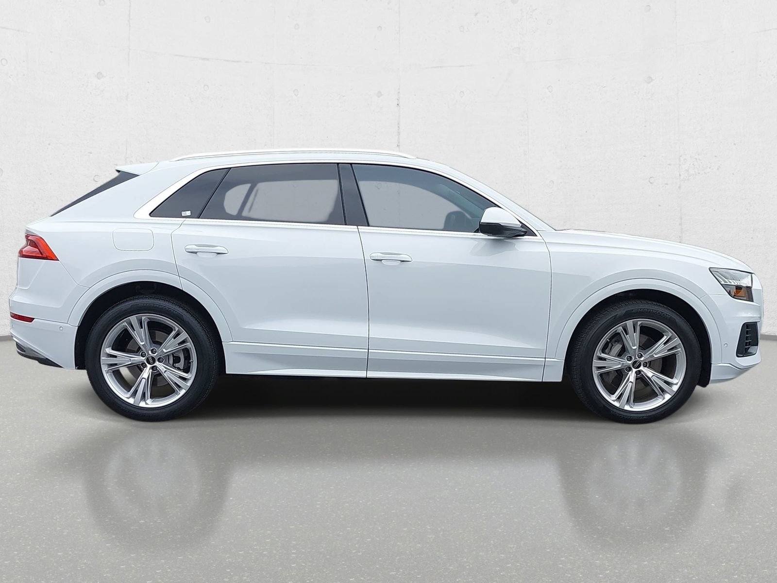 Certified 2023 Audi Q8 Prestige w/ Prestige Package AWD/4WD image 4