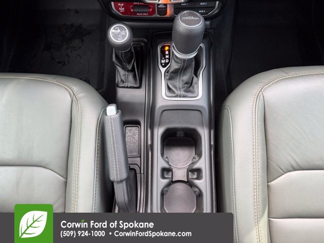 Used 2025 Jeep Gladiator Mojave AWD/4WD image 30