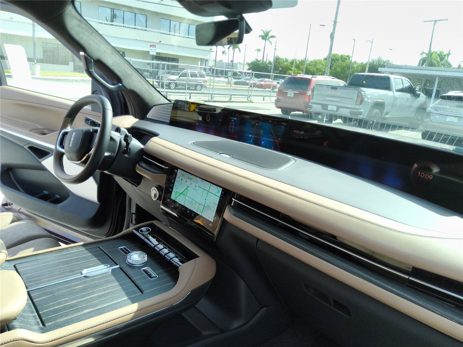 New 2027 Lincoln Navigator Black Label AWD/4WD image 32