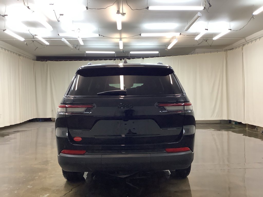 New 2025 Jeep Grand Cherokee L Altitude image 7