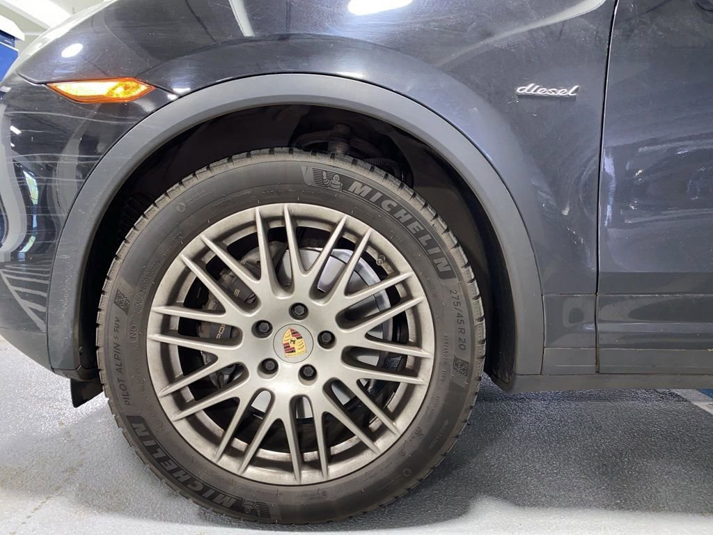 Used 2014 Porsche Cayenne Diesel AWD/4WD image 10