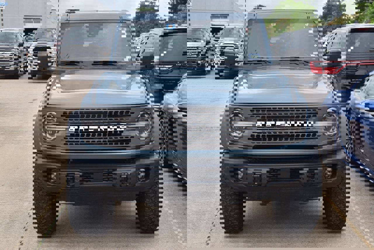 Certified 2023 Ford Bronco Badlands w/ Sasquatch Package image 3