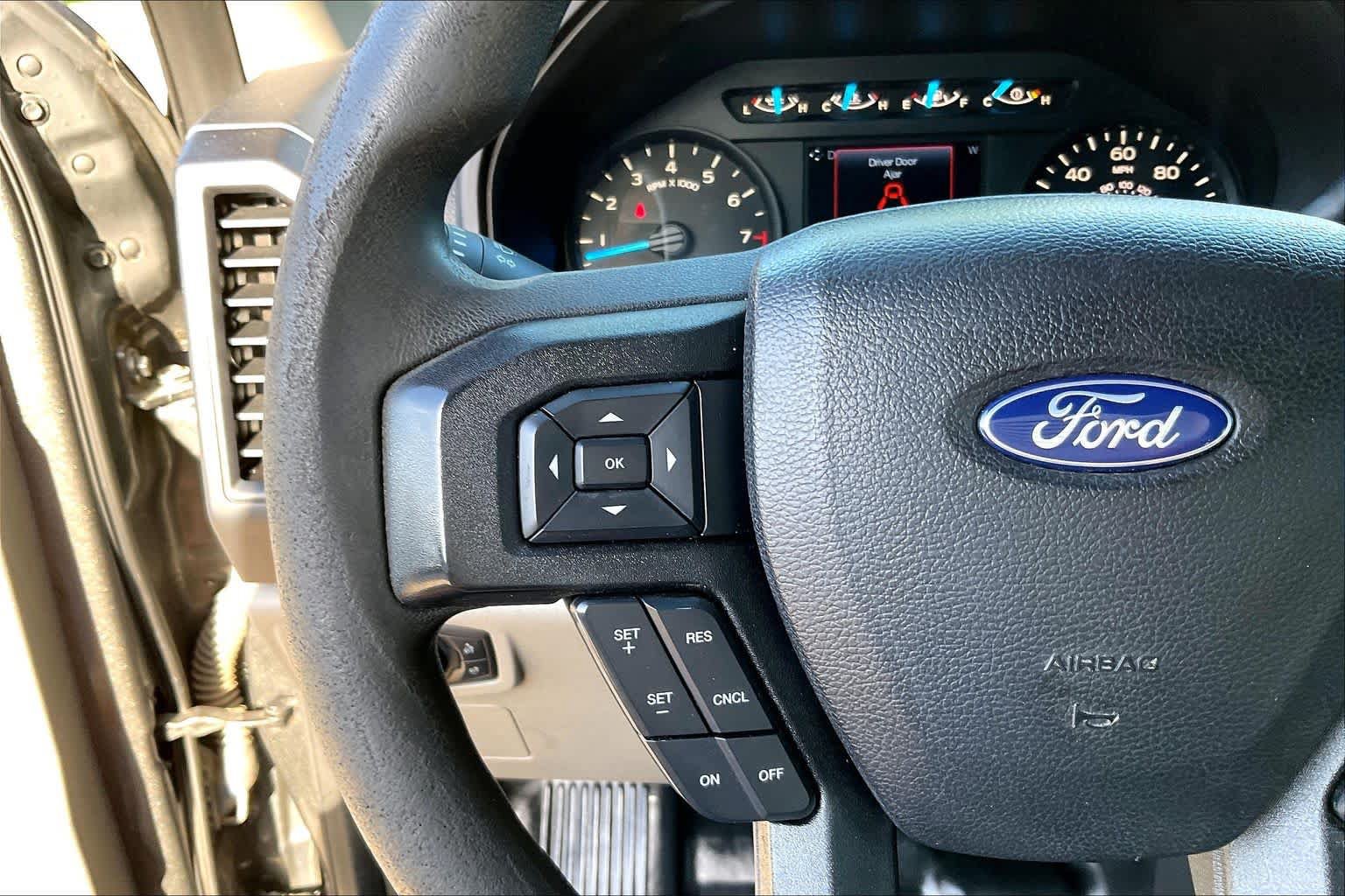 Used 2017 Ford F150 XL w/ Equipment Group 101A Mid AWD/4WD image 23