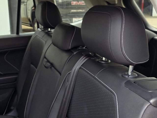 Used 2023 Volkswagen Tiguan SE image 30