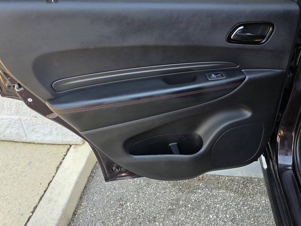 Used 2025 Dodge Durango GT image 38