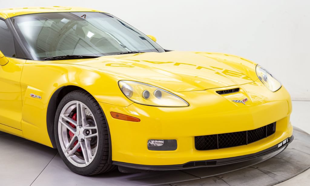 Used 2007 Chevrolet Corvette Z06 w/ Preferred Equipment Group RWD image 19