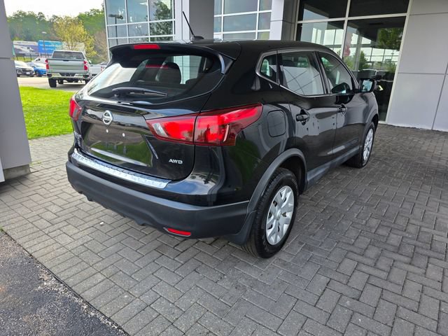 Used 2019 Nissan Rogue Sport S AWD/4WD image 4