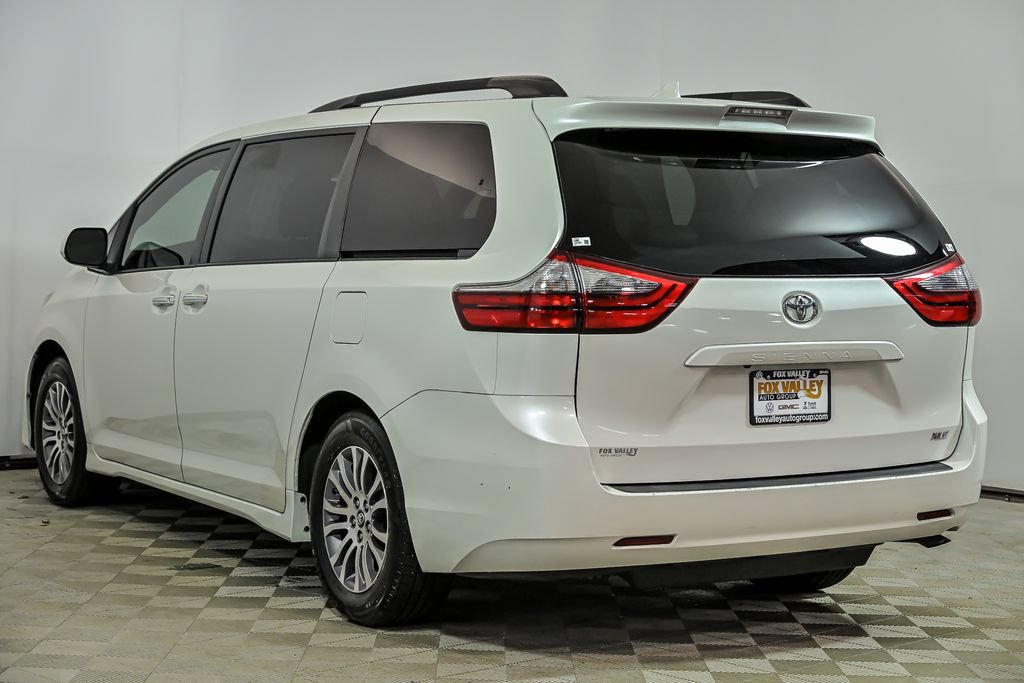Used 2020 Toyota Sienna XLE FWD image 6