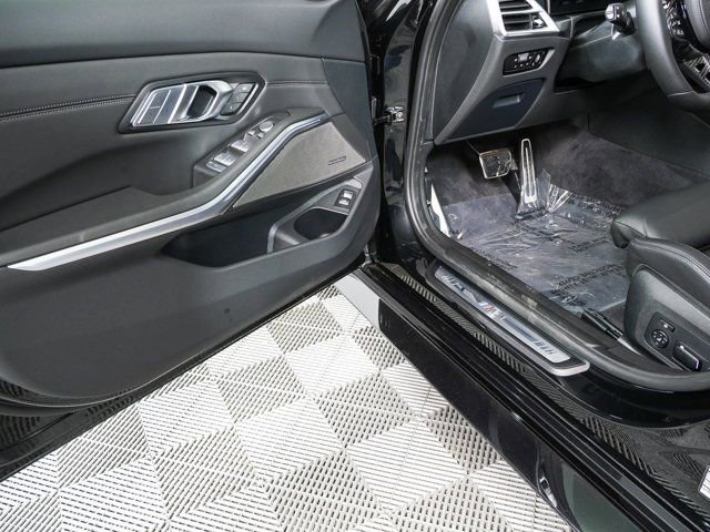 Used 2026 BMW M3 Competition AWD/4WD image 8