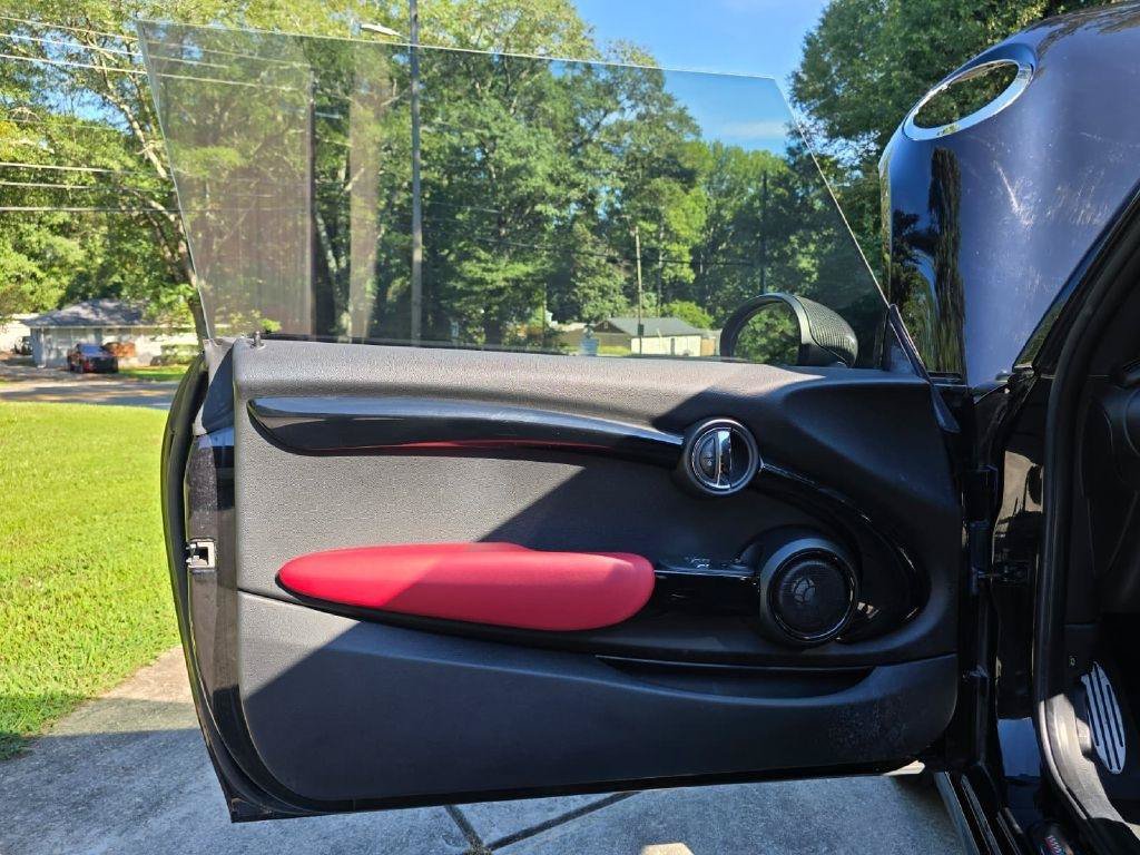 Used 2018 MINI Cooper John Cooper Works FWD image 20