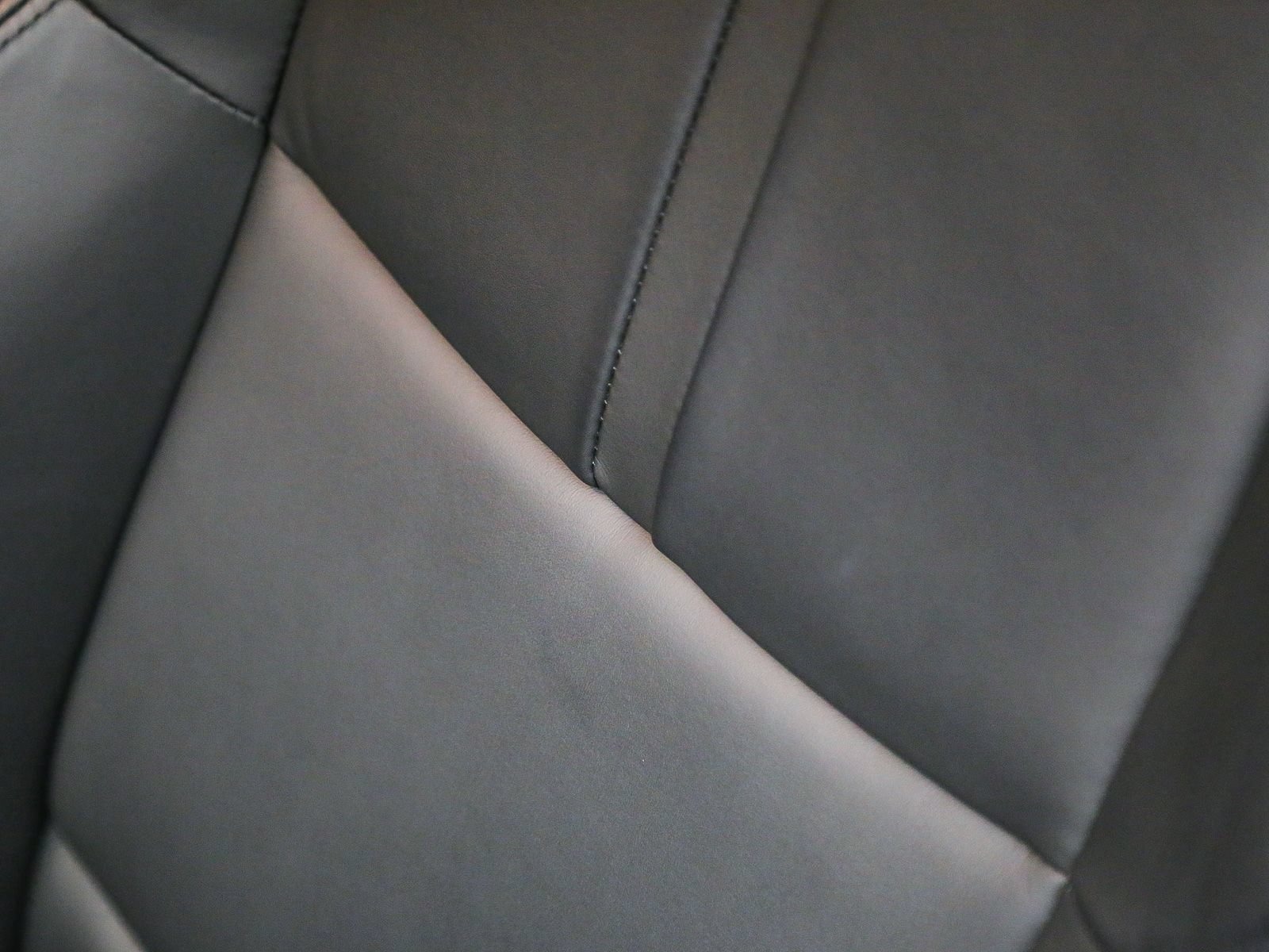 Used 2013 BMW M3 Coupe RWD image 43