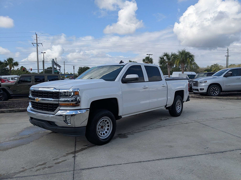 Used 2018 Chevrolet Silverado 1500 LT w/ All Star Edition RWD image 7