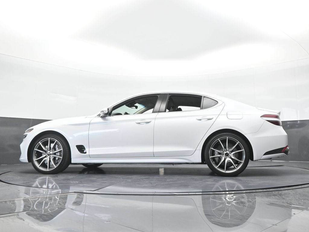Used 2025 Genesis G70 2.5T RWD image 59