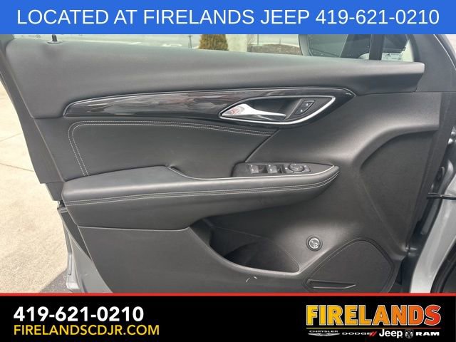 Used 2023 Buick Envision Preferred w/ Sport Touring Package image 21